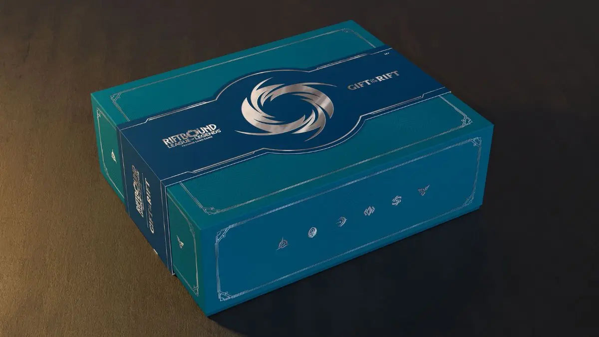 Riftbound: League of Legends TCG - Gift of the Rift Bundle